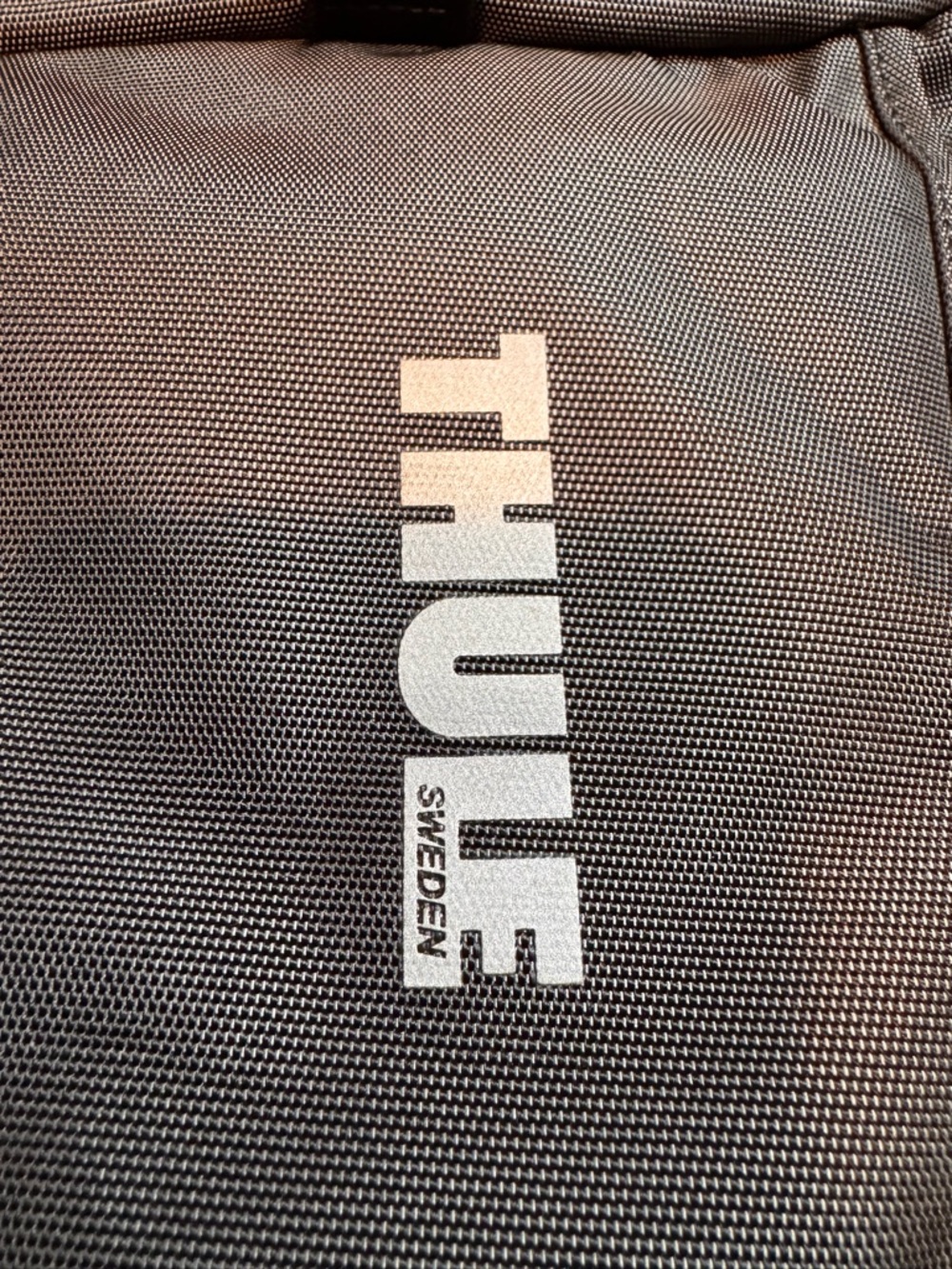 Thule covert rolltop backpack dslr/laptop/drone camera dark shadow bag-$220 msrp